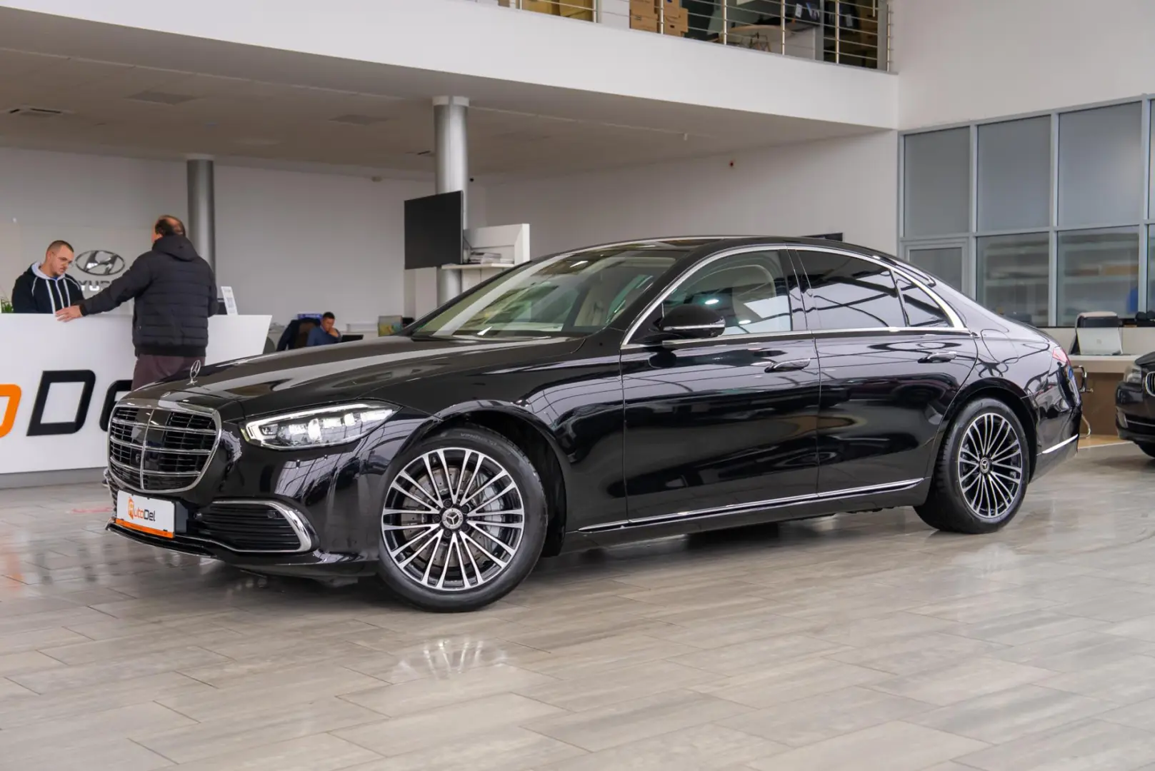 Mercedes-Benz S-Class 580 e 9G-TRONIC