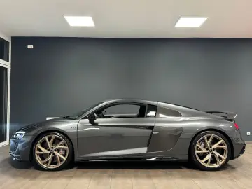 R8 5.2 FSI V10 Quattro Performace EVO   CARBON