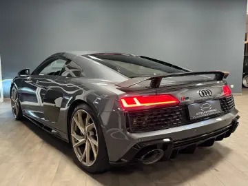 R8 5.2 FSI V10 Quattro Performace EVO   CARBON