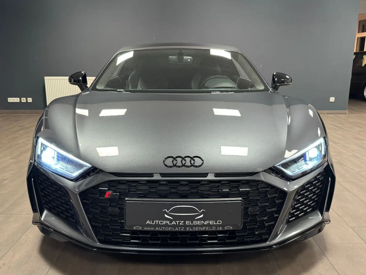R8 5.2 FSI V10 Quattro Performace EVO   CARBON