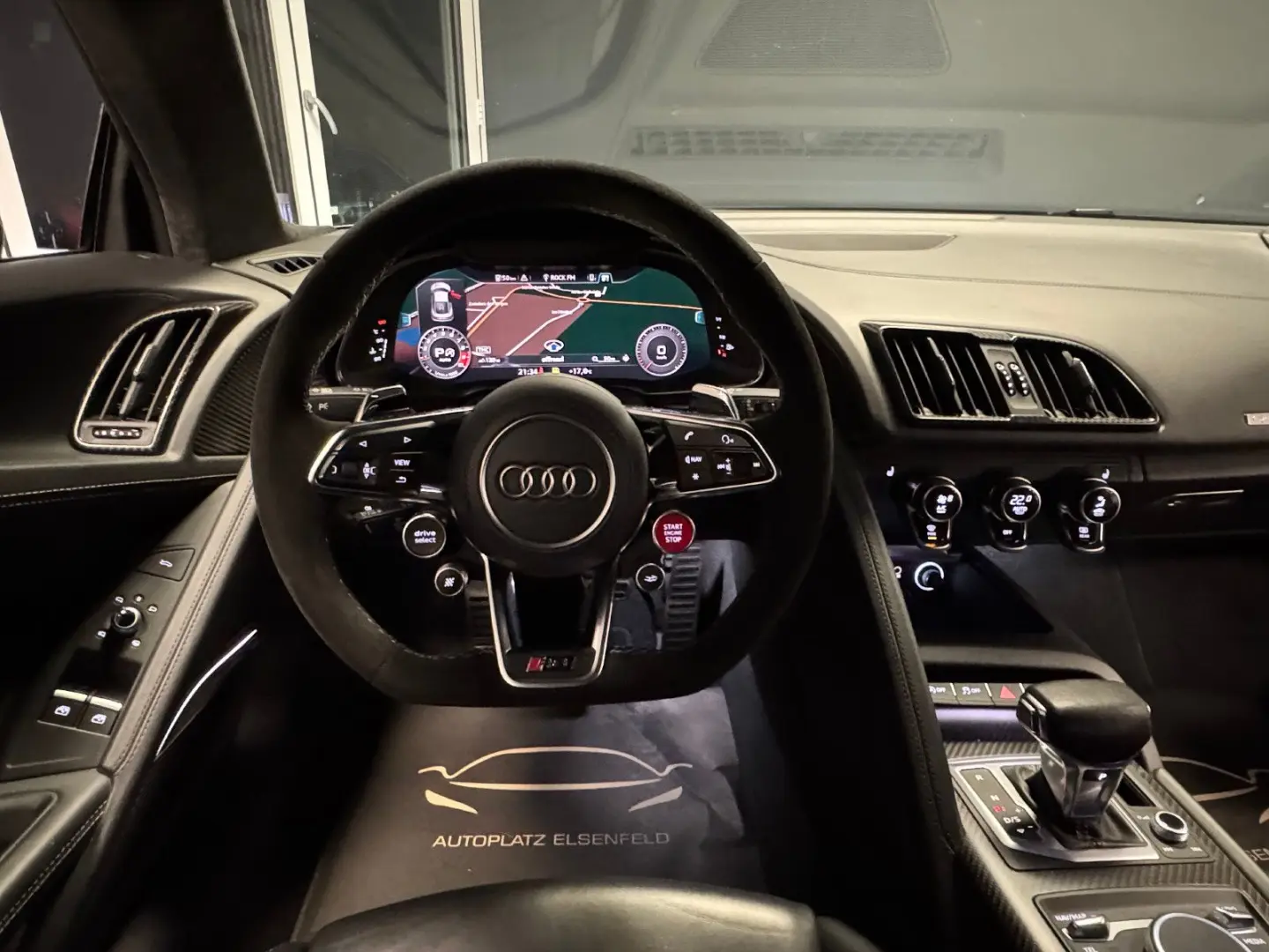 R8 5.2 FSI V10 Quattro Performace EVO   CARBON