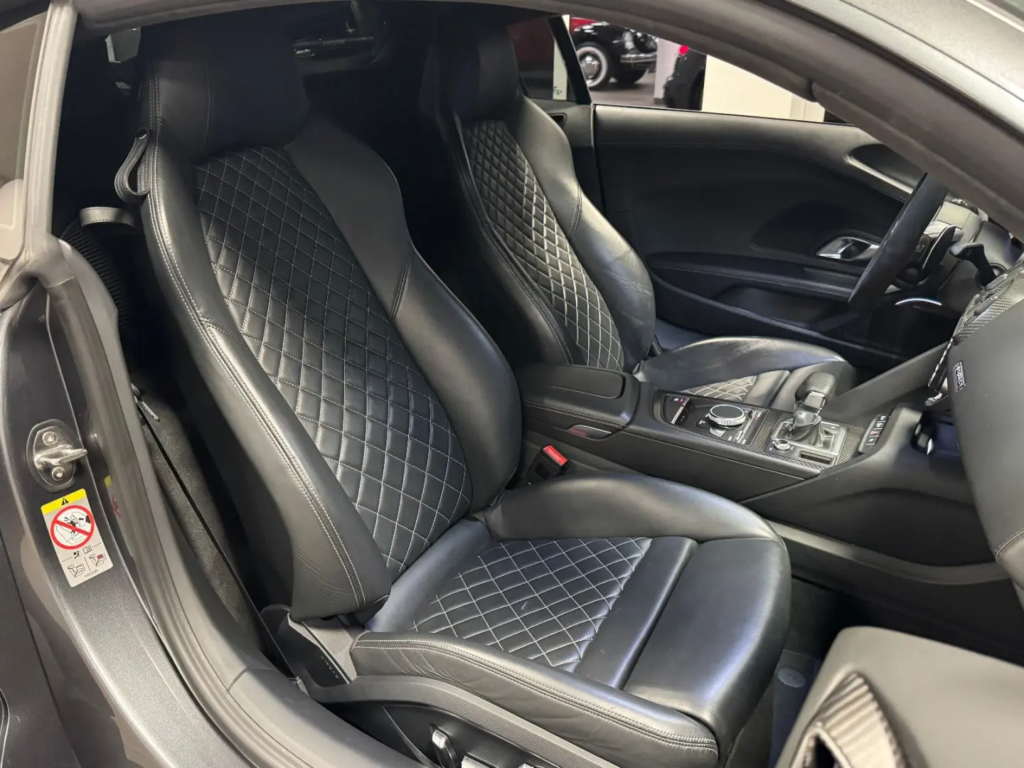 R8 5.2 FSI V10 Quattro Performace EVO   CARBON