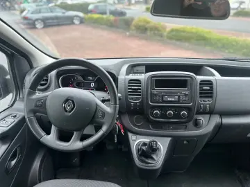 Trafic  L1H1 2 8t Life 9-Sitzer 1.Hand Klima