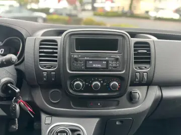 Trafic  L1H1 2 8t Life 9-Sitzer 1.Hand Klima