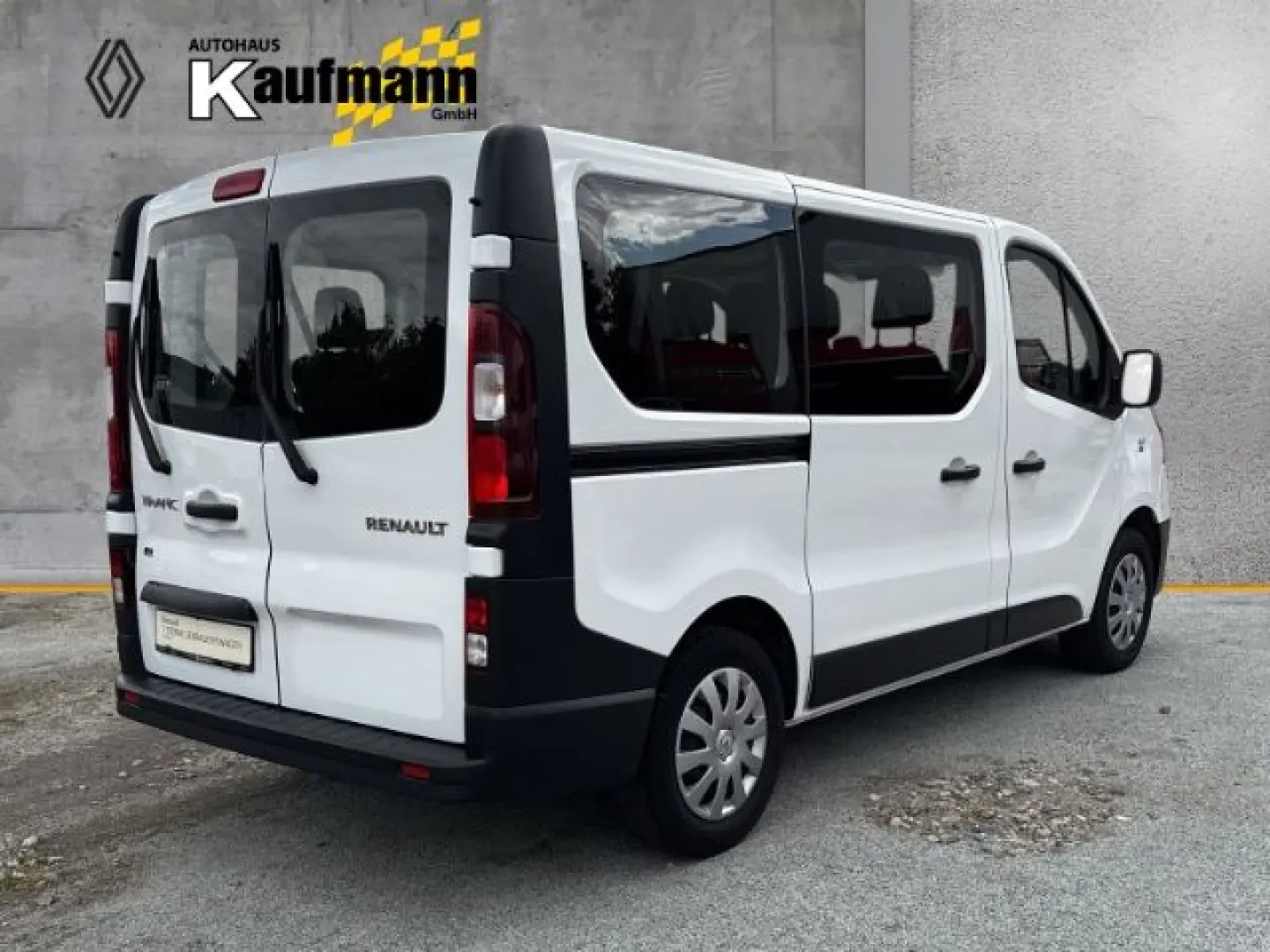 Trafic Combi L1H1 2 8t Life 2.0 dCi 120 EU6d-T