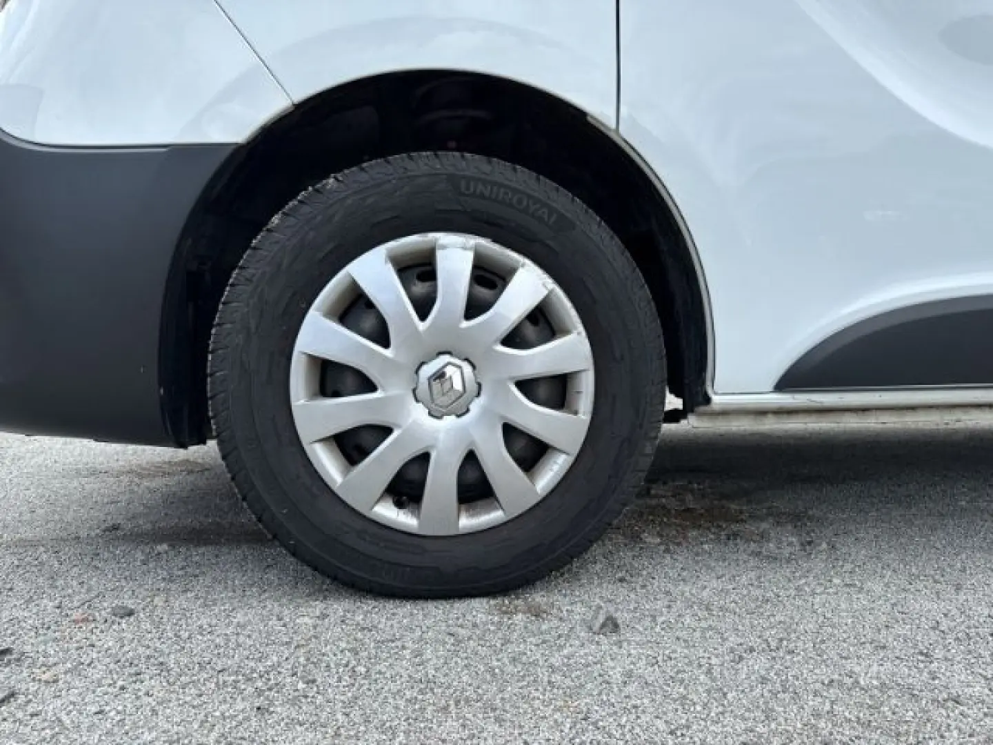 Trafic Combi L1H1 2 8t Life 2.0 dCi 120 EU6d-T