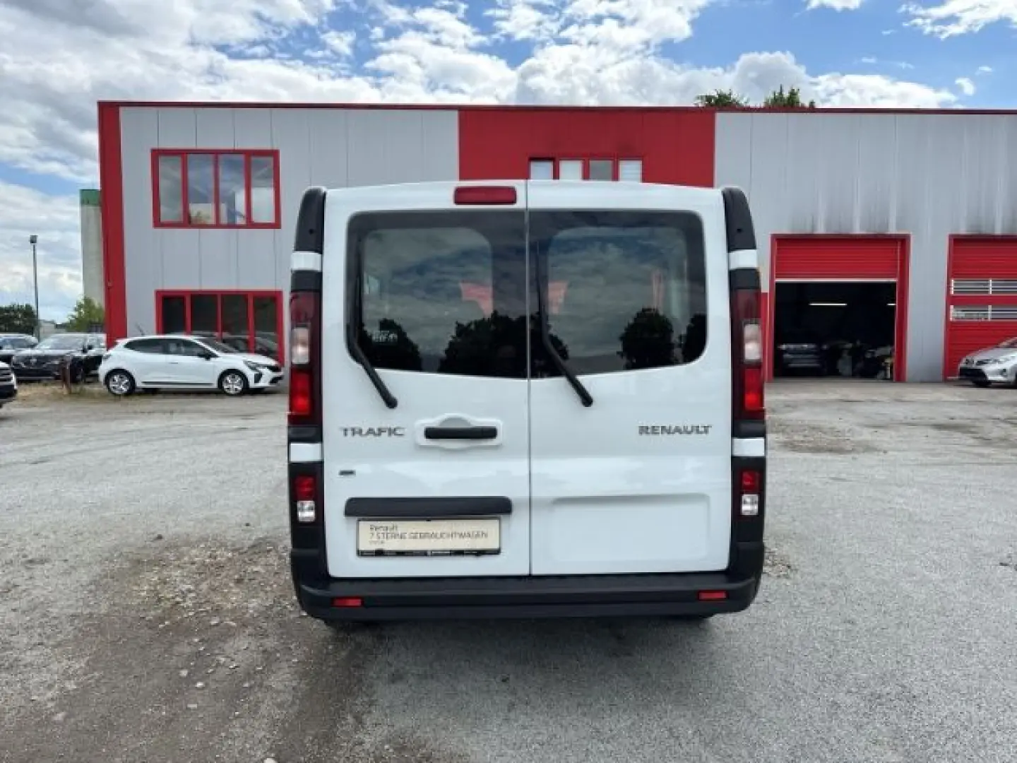 Trafic Combi L1H1 2 8t Life 2.0 dCi 120 EU6d-T