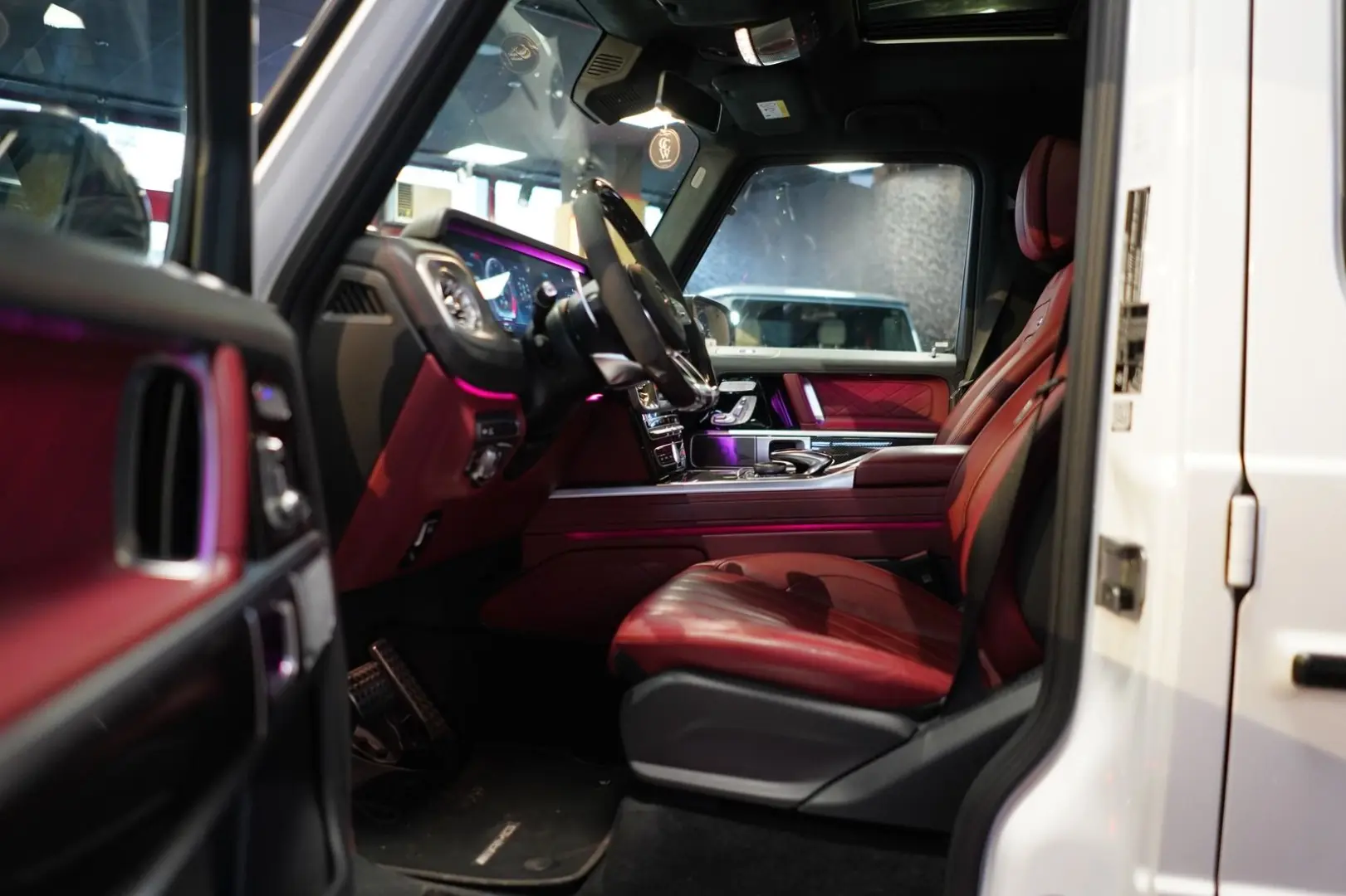 G 63 AMG NIGHT TV CARBON SUPERIOR