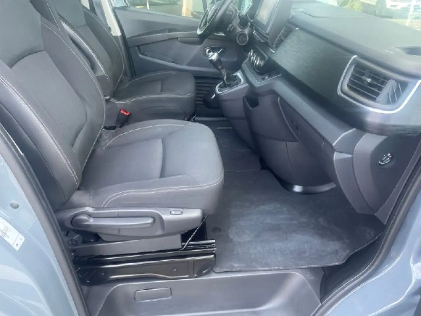 Trafic Life 2.0 Blue dCi 150 L2H1 3.0t  8-Sitzer