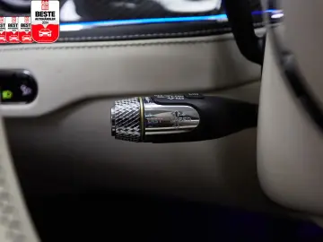 Flying Spur V8 FIRST EDITION MULLINER ROTATING-D