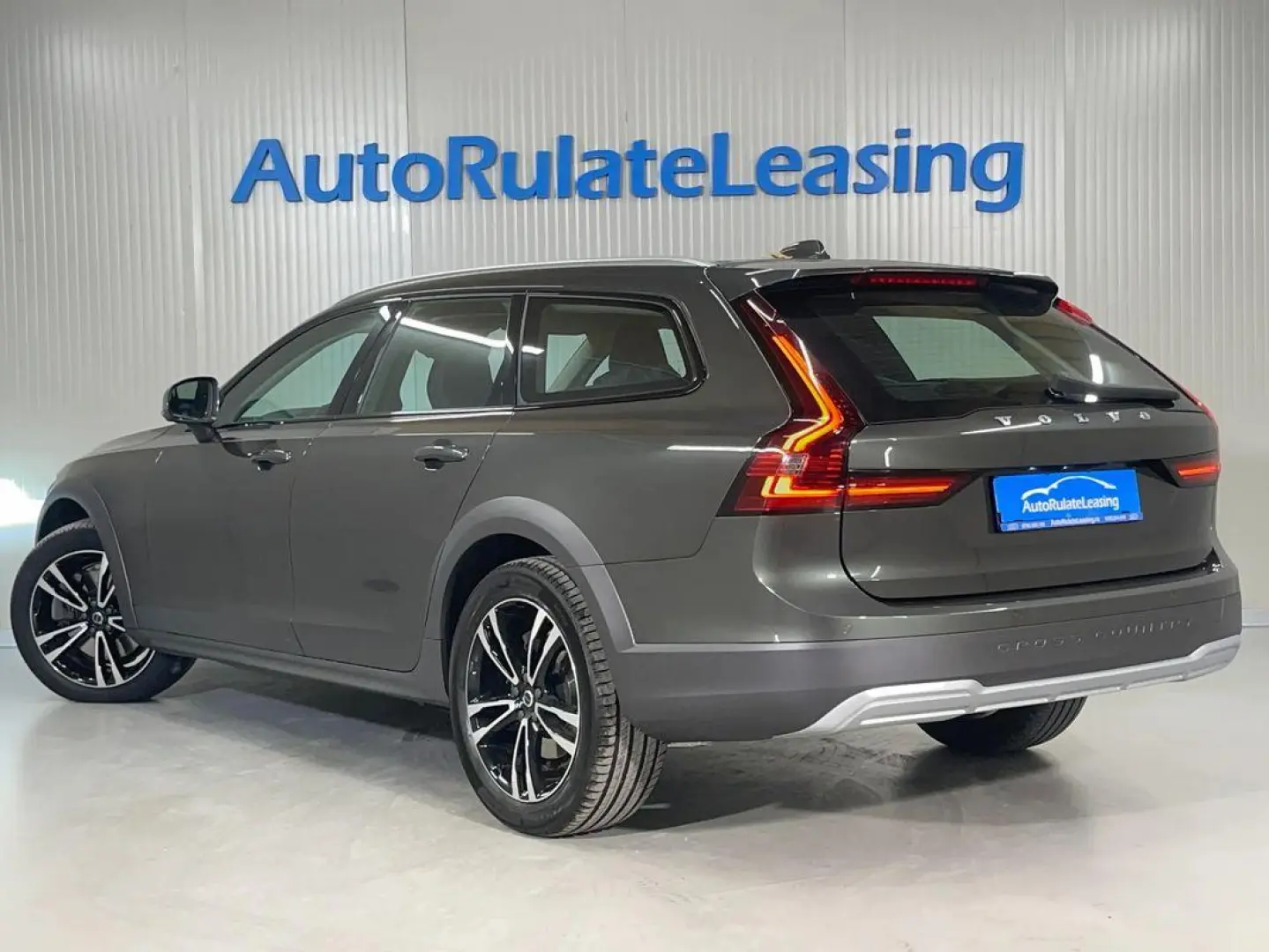 Volvo V90