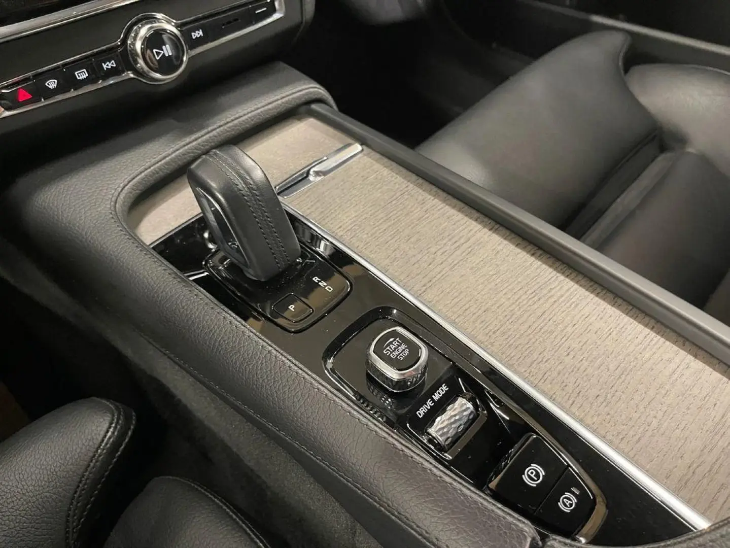 Volvo V90