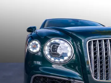 Flying Spur V8   Bentley Nürnberg