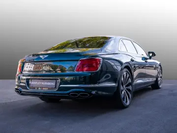 Flying Spur V8   Bentley Nürnberg