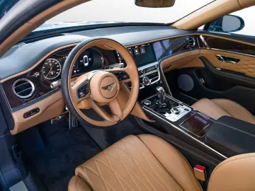 Flying Spur V8   Bentley Nürnberg