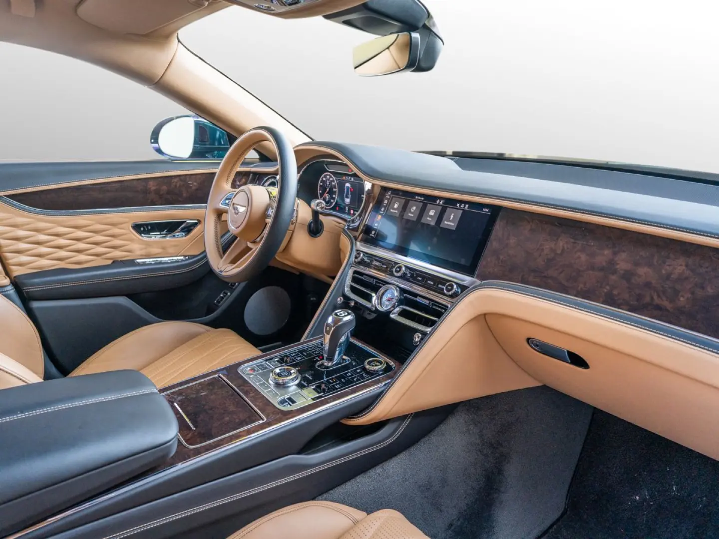 Flying Spur V8   Bentley Nürnberg