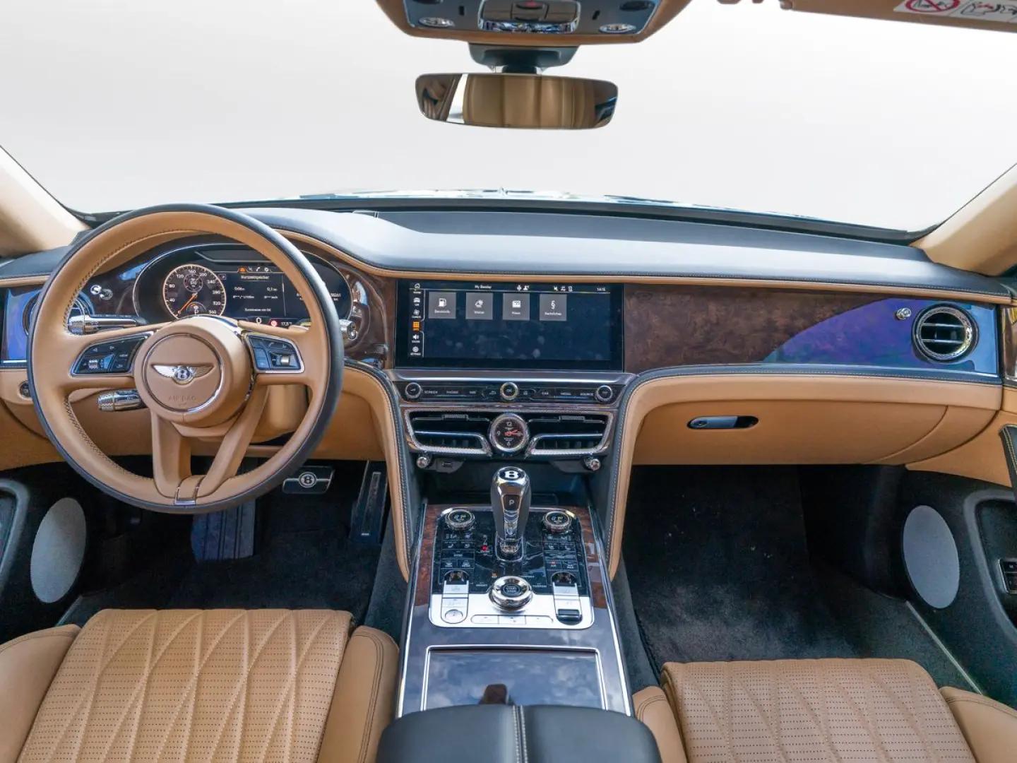 Flying Spur V8   Bentley Nürnberg