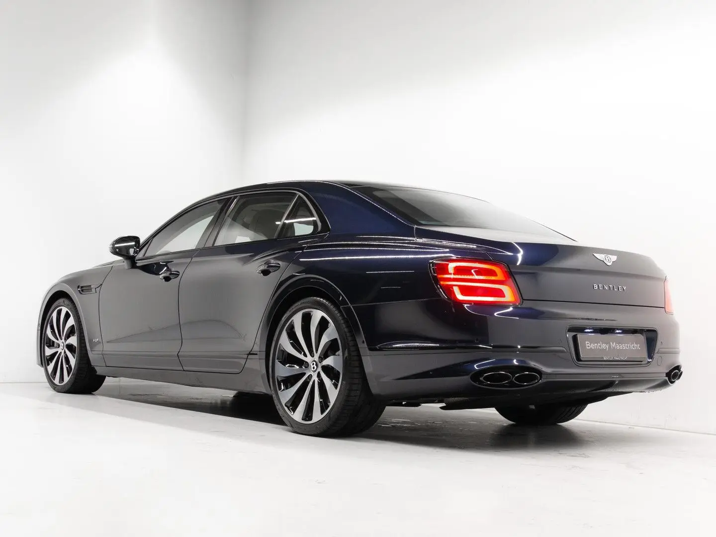 Flying Spur 4.0 V8 TOURING SPEC   B&O   COMFORT