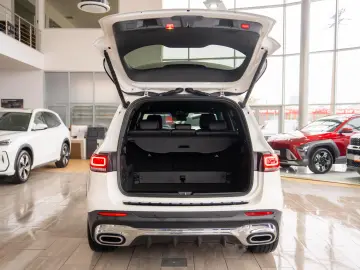 Mercedes-Benz GLB 200D 4MATIC