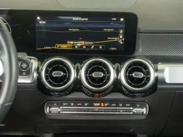 Mercedes-Benz GLB 200D 4MATIC