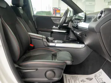 Mercedes-Benz GLB 200D 4MATIC