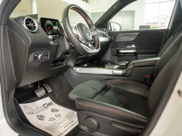 Mercedes-Benz GLB 200D 4MATIC