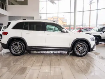 Mercedes-Benz GLB 200D 4MATIC