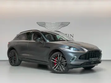 DBX   Aston Martin