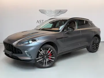 DBX   Aston Martin