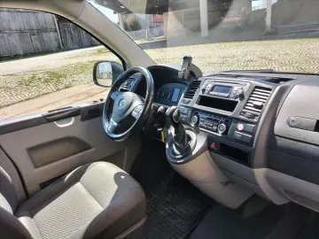 Volkswagen Carawelle T5