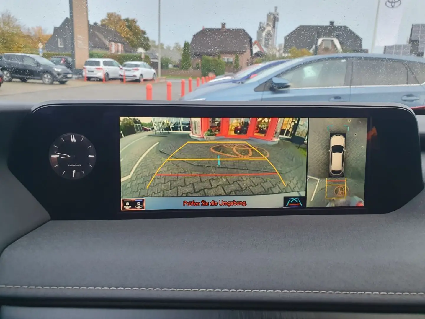 UX 250h  (E-FOUR) Luxury Line 360  Sitzbelüftung