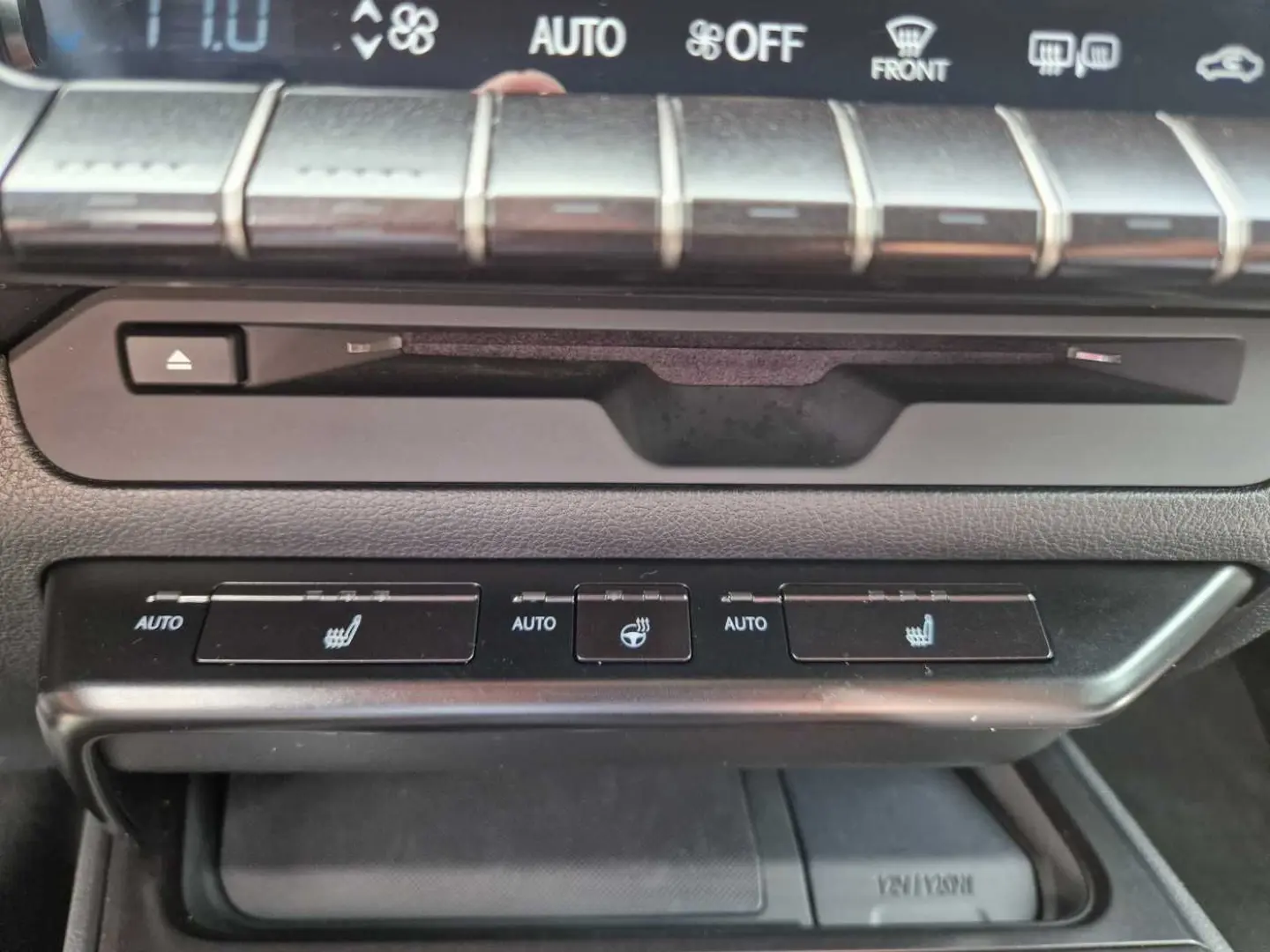 UX 250h Amazing Edition Keyless PDC