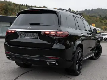 Mercedes Benz - GLS 450 d 4M AMG
