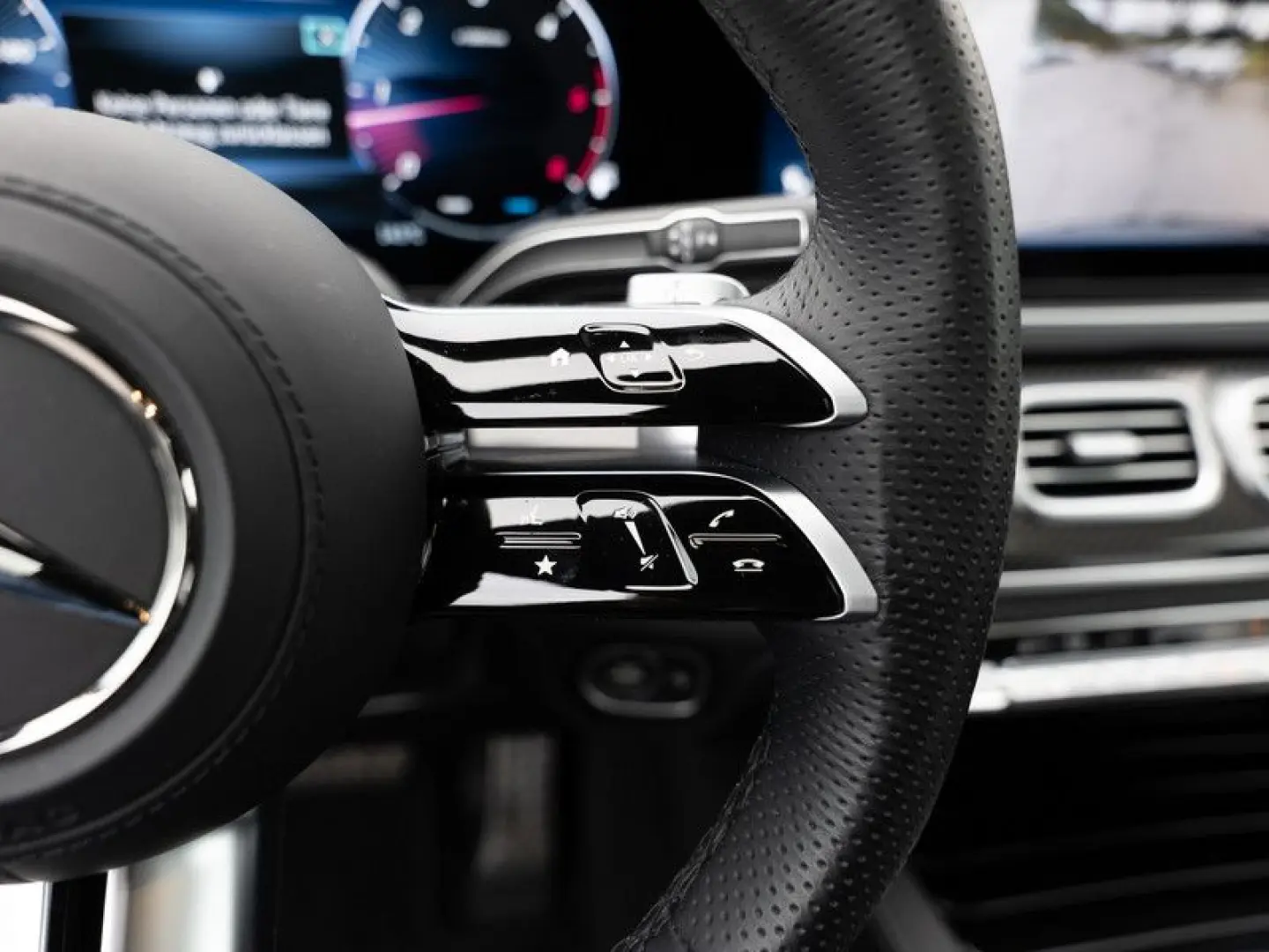 Mercedes Benz - GLS 450 d 4M AMG