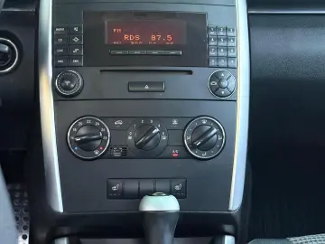 Mercedes-Benz B