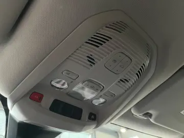 C5 AIRCROSS SHINE PT 130 EAT 8