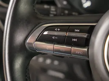 MAZDA CX30