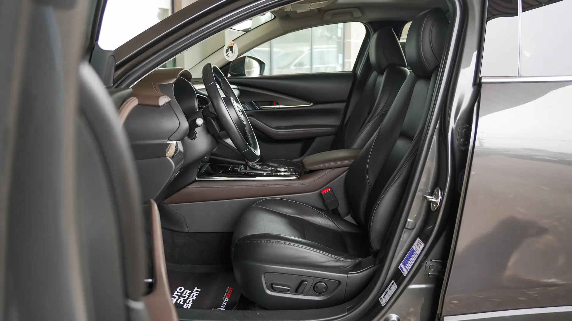 MAZDA CX30