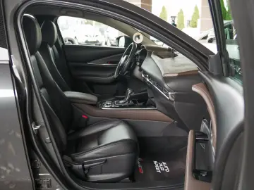 MAZDA CX30