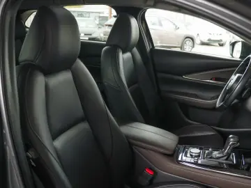 MAZDA CX30