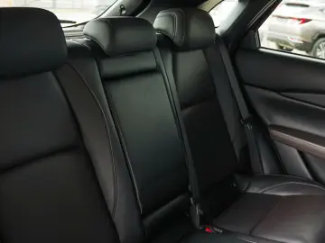 MAZDA CX30