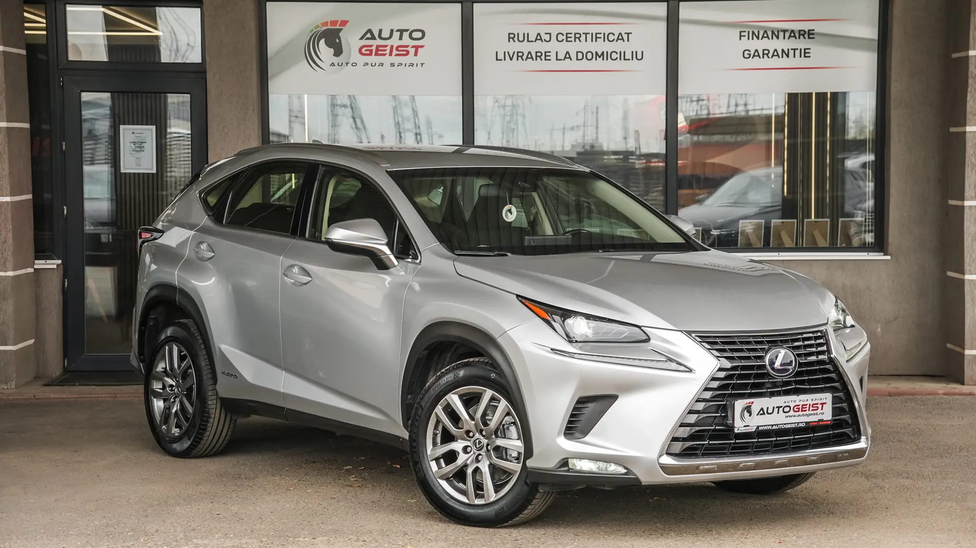 LEXUS NX 300H 2.5