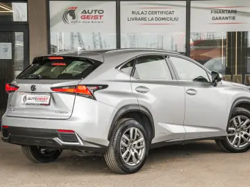 LEXUS NX 300H 2.5