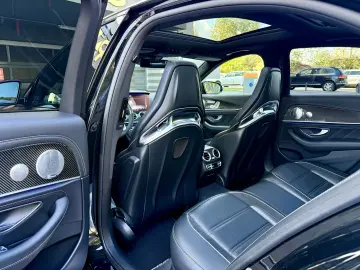 Mercedes-Benz E 63 AMG