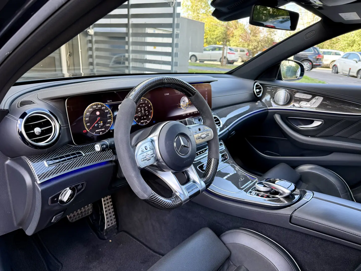 Mercedes-Benz E 63 AMG