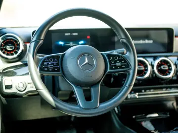Mercedes-Benz A 180d Business Solution - Diesel - Automat