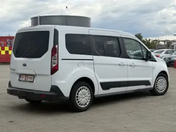 Ford Turneo Connect Maxi 1.5TDCI