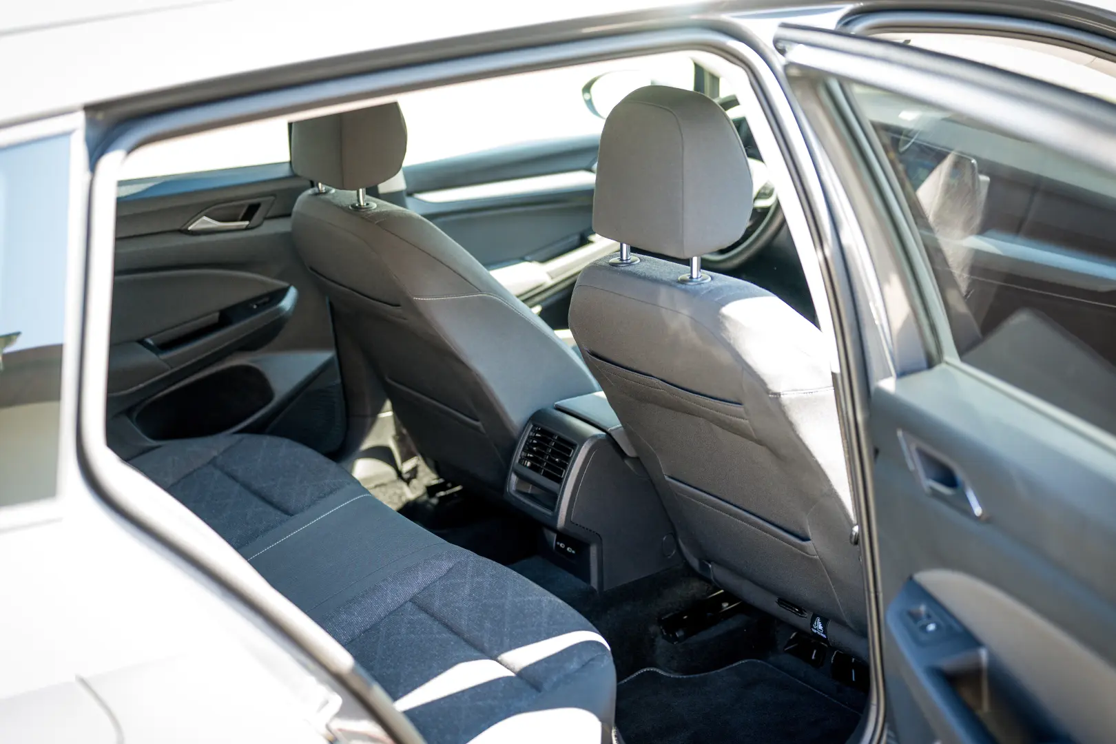 Volkswagen Golf Variant 1.0 TSI Life - Benzina - Manual