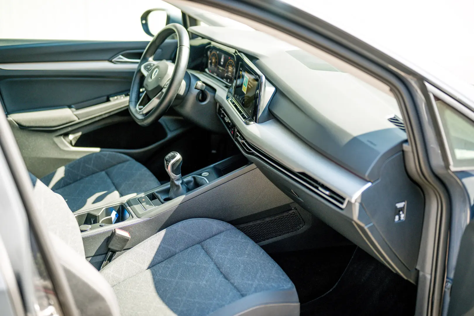 Volkswagen Golf Variant 1.0 TSI Life - Benzina - Manual