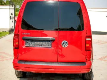 Volkswagen Caddy Maxi 2.0 TDI Highline - Diesel - Manual